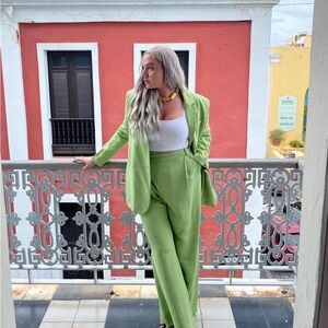 Welcome to my closet!✨